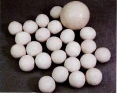 Bola Keramik Alumina Lembam